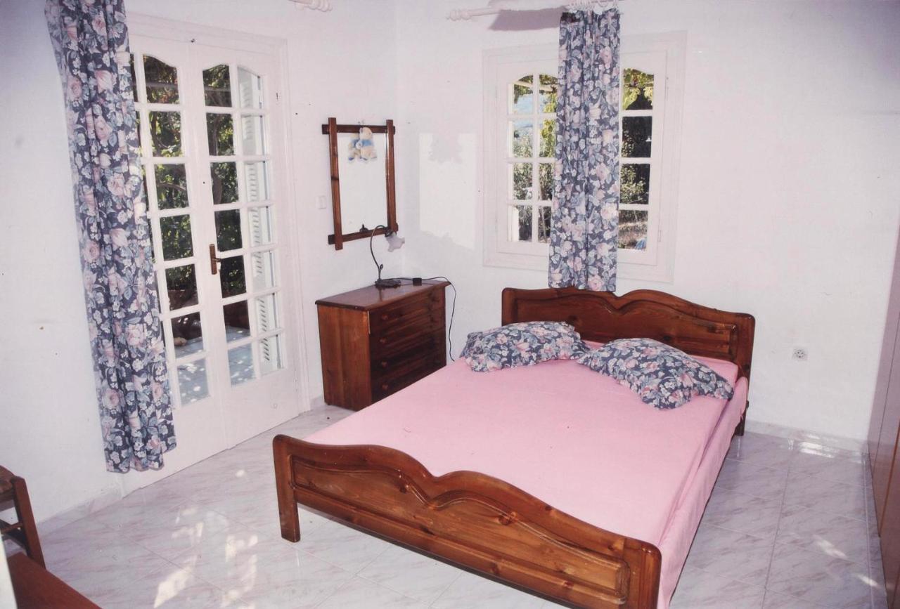 Villa Errieta Atheras ภายนอก รูปภาพ